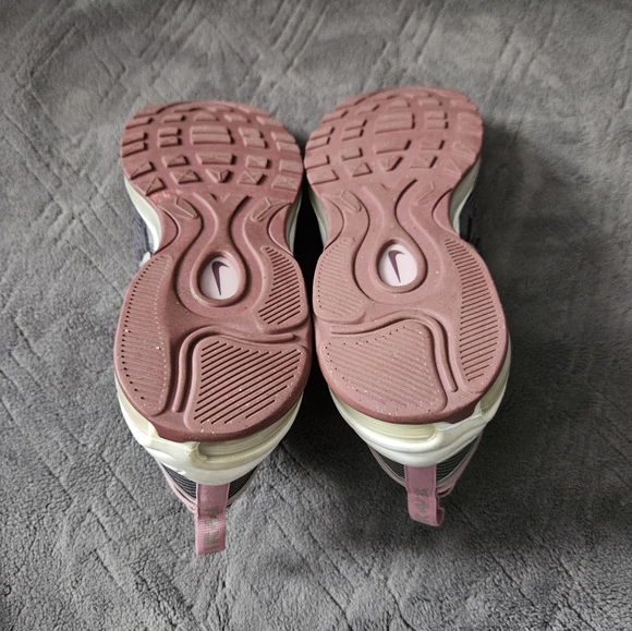 Nike Air Max 97 Ultra Shoes Girls Sz 7Y Pink Black Athletic Sneakers. - Picture 8 of 9